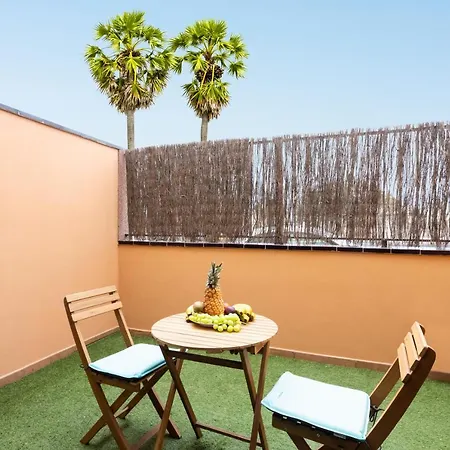 Home2book Sea Side Апартаменты *