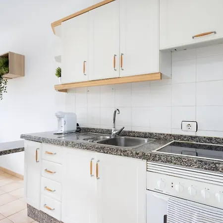 Apartment Home2book Sea Side *