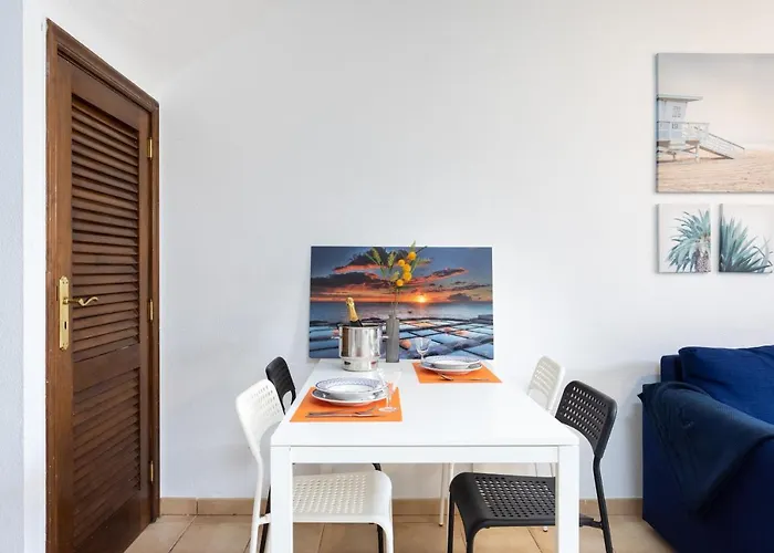 Home2book Sea Side 엘메다노