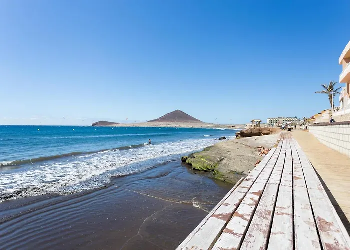 Home2book Sea Side *