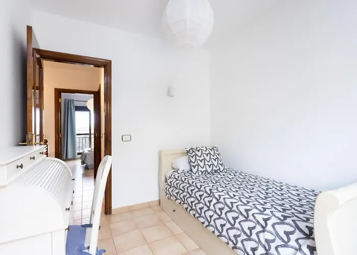 Home2book Sea Side 아파트 엘메다노