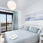 Home2book Sea Side *