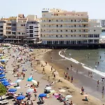 Apartment Home2book Sea Side *