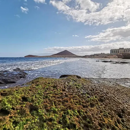 Home2book Sea Side Ελ Μέντανο